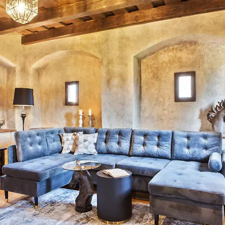 ホテル Vodny Hrad Hronsek *