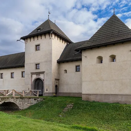 Vodny Hrad Hronsek ホテル *